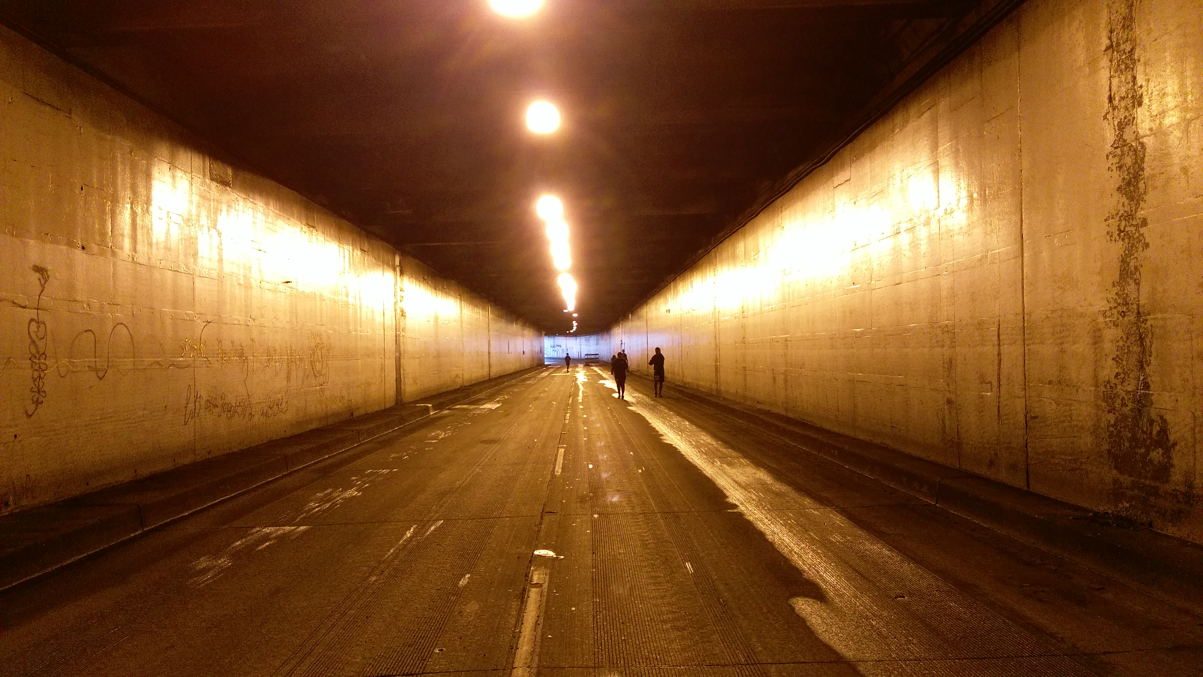 tunnel viaduct 8k 25